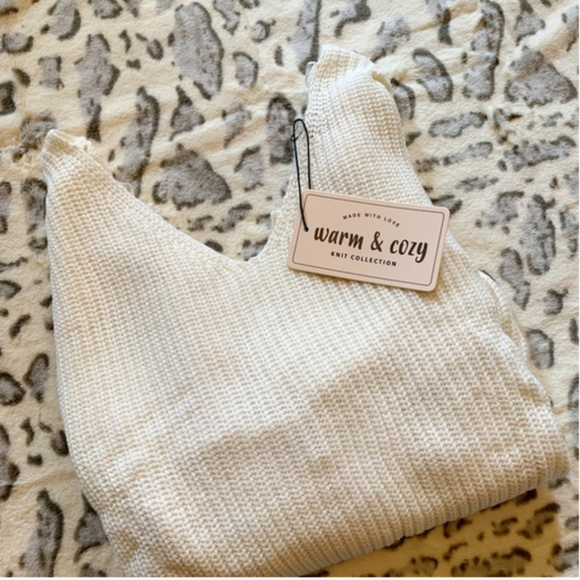 MUST GO, SALE ENDS 12/28 Ivory Twist Knot Sweater - Picture 2 of 2